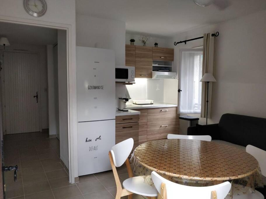 St Raphael 37M2, Piscine, Wifi, Commerces Mer 5Mn A Pieds Saint-Raphaël Exterior foto